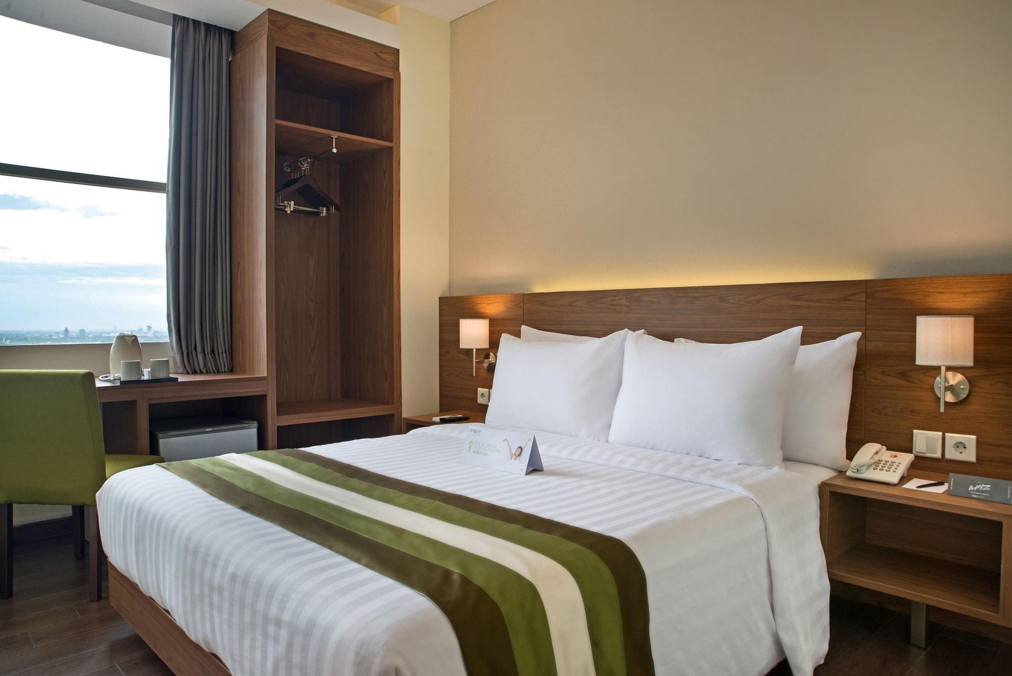 Grand Whiz Poins Simatupang Jakarta Exterior foto